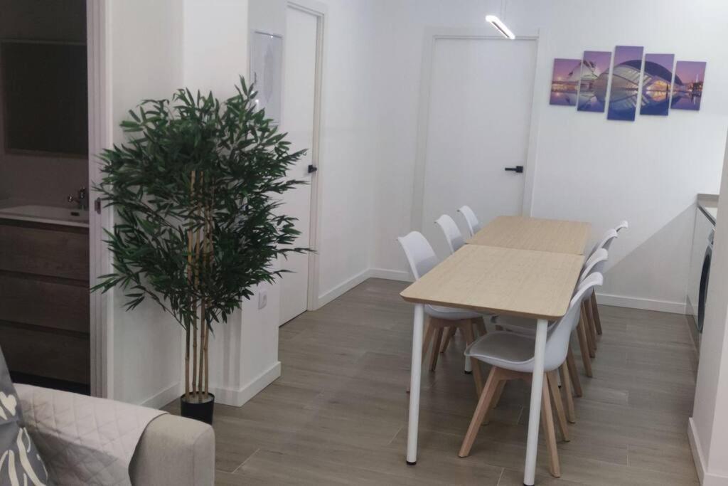 Apartamento 4 Habitaciones 2 Banos Ciudad De Las Ciencias Vt-55209-V บาเลนเซีย ภายนอก รูปภาพ